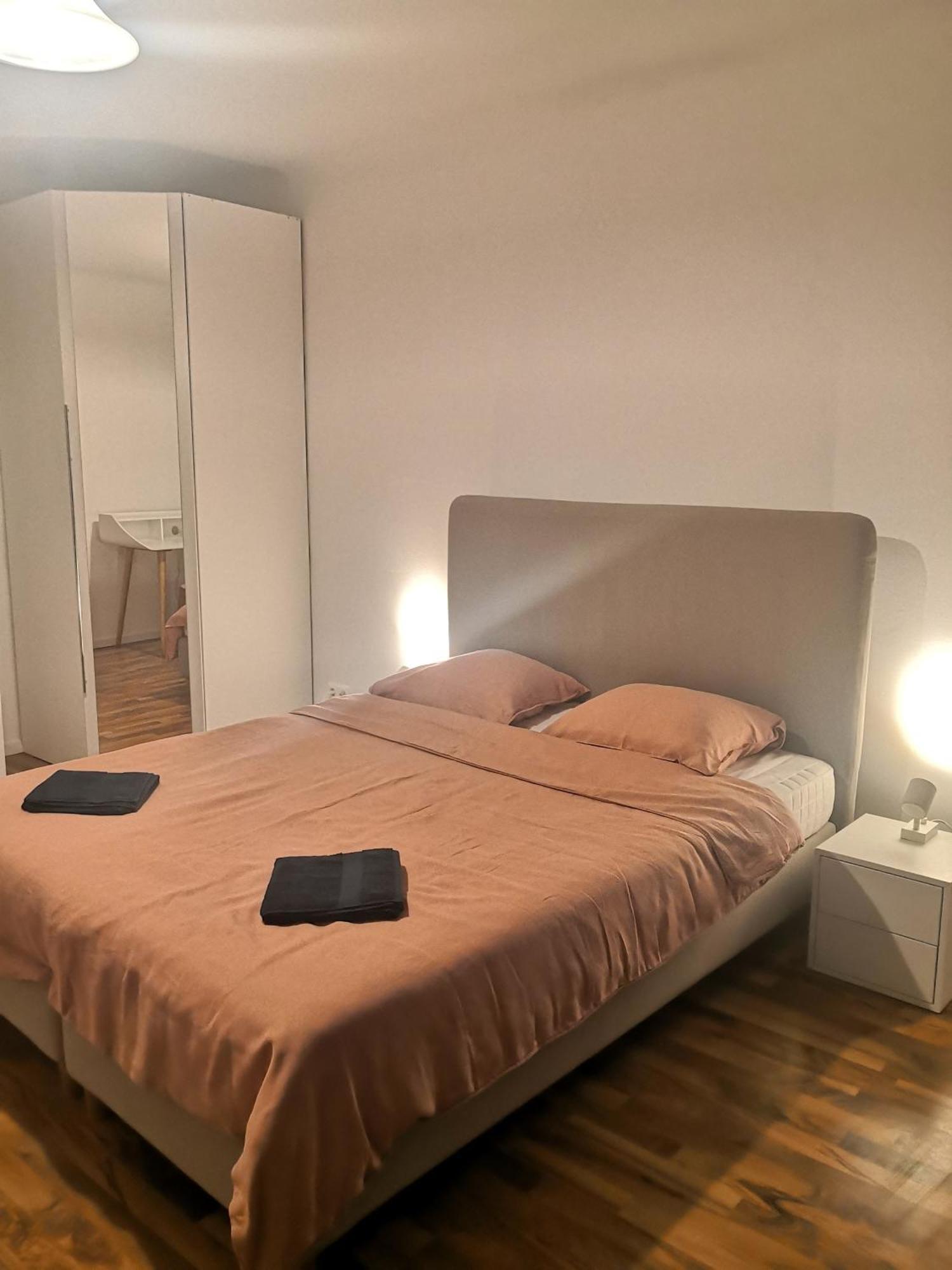 Central - 2 Bdrm Apartament