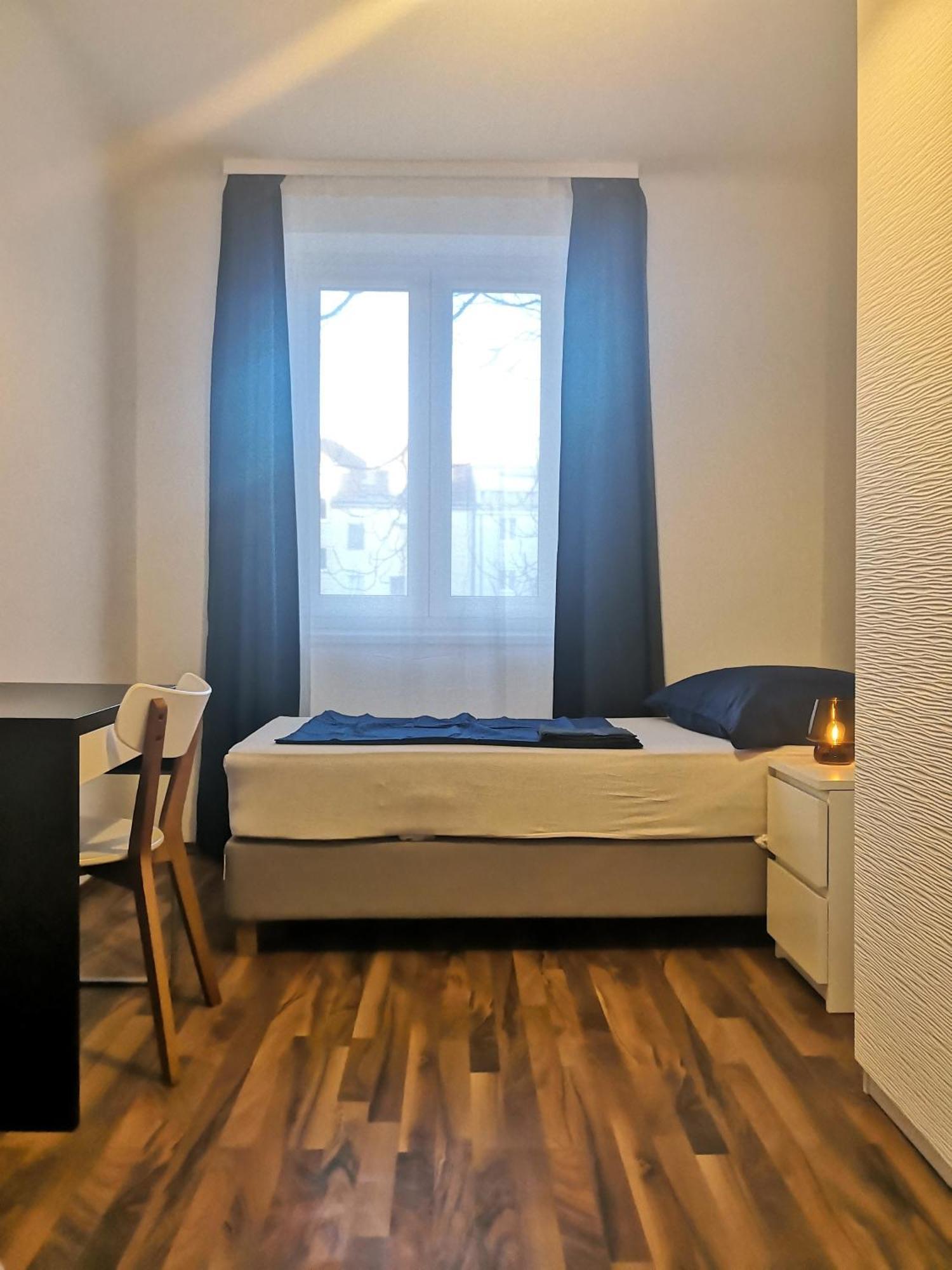 Central - 2 Bdrm Apartament Viena