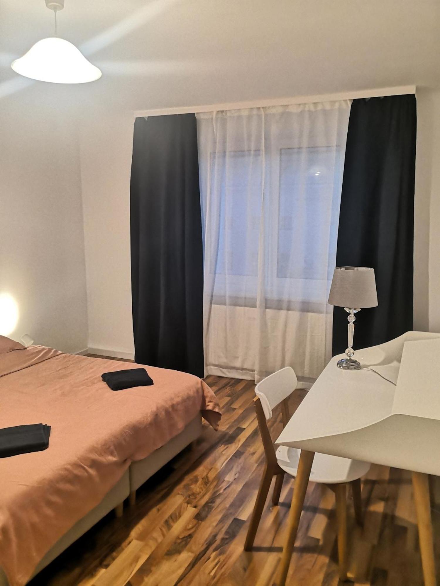 Apartament Central - 2 Bdrm Viena